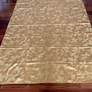 Golden Holly Berry Long Rectangular Tablecloth
